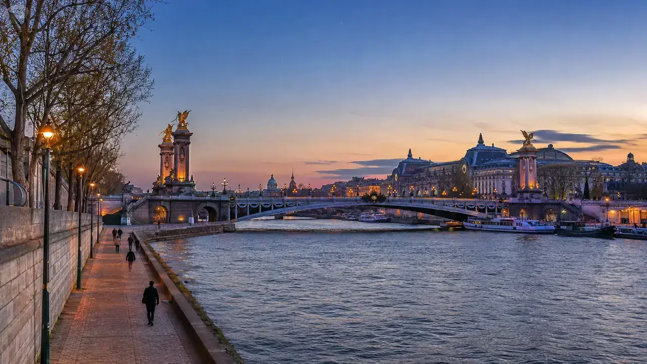 Langs Seinen · Det centrale Paris · Byvandringer i Paris · Paris