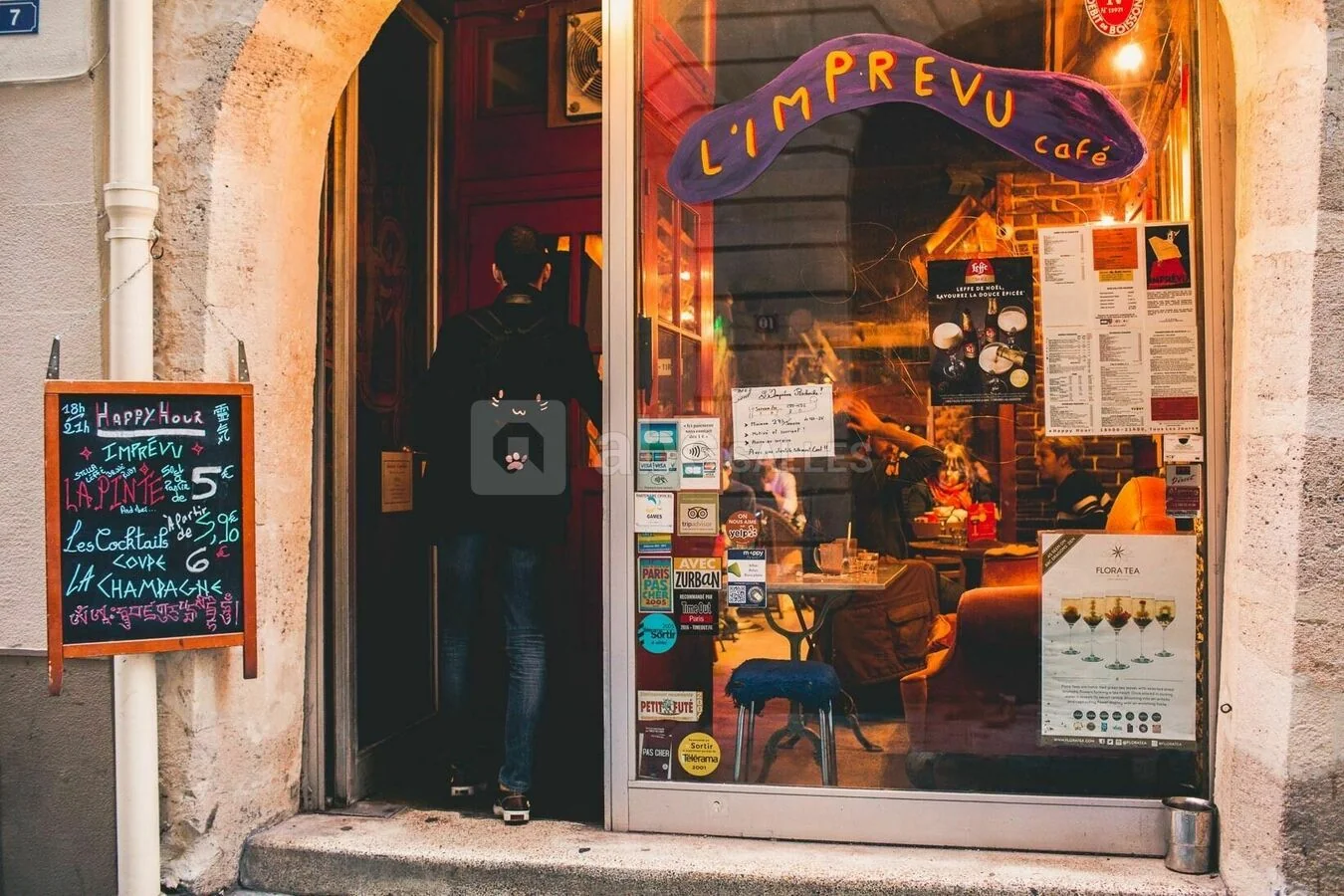 L’Imprévu Café entrance, 9 rue Quincampoix, Paris