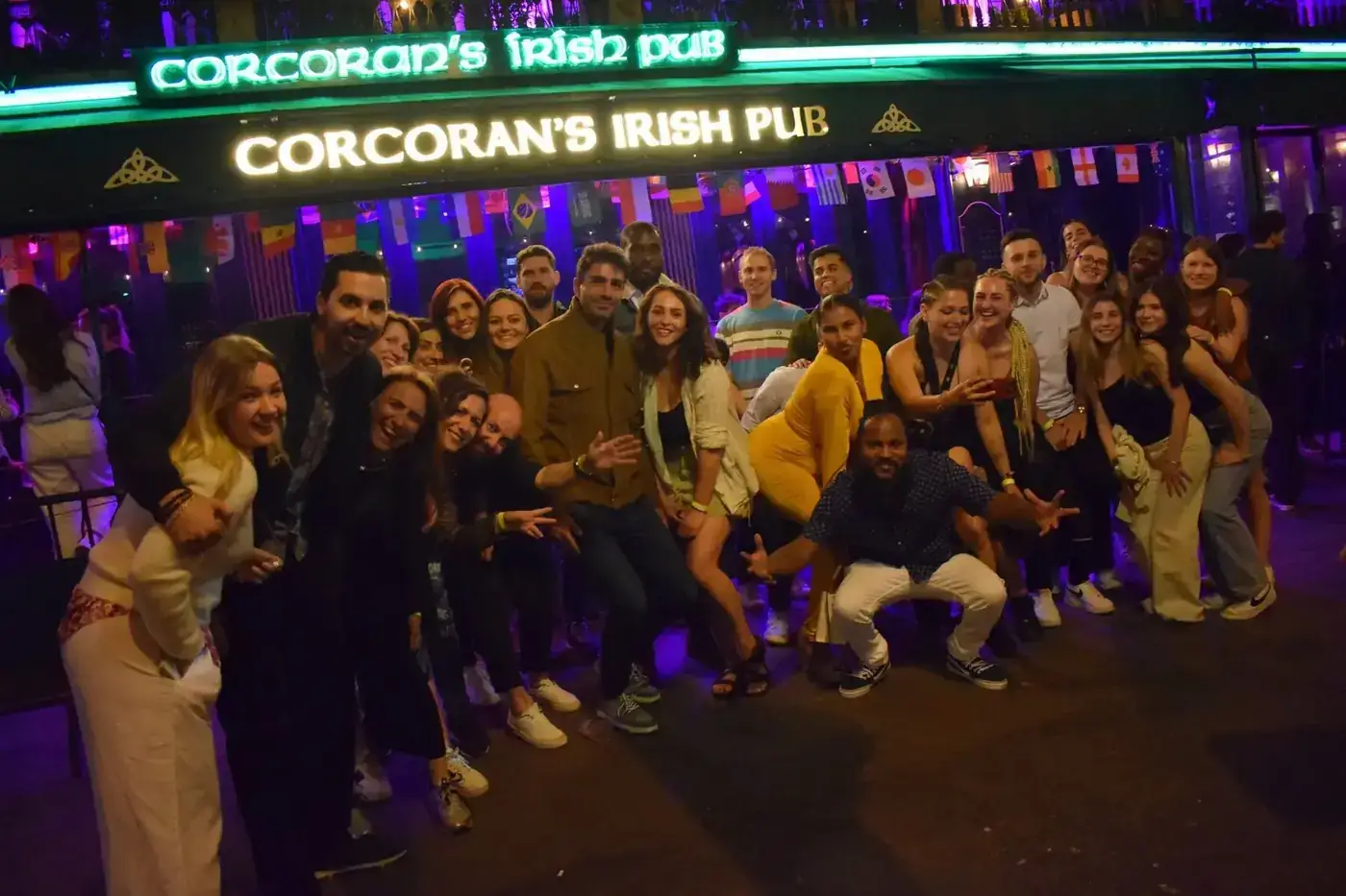 Guests at a Meet, Drink & Party event in Paris 3